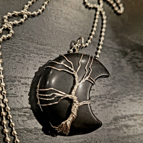 22" Ball Chain Silver Necklace Wire Wrapped Moon Shaped Natural Polished Onyx - Picture 3 of 6